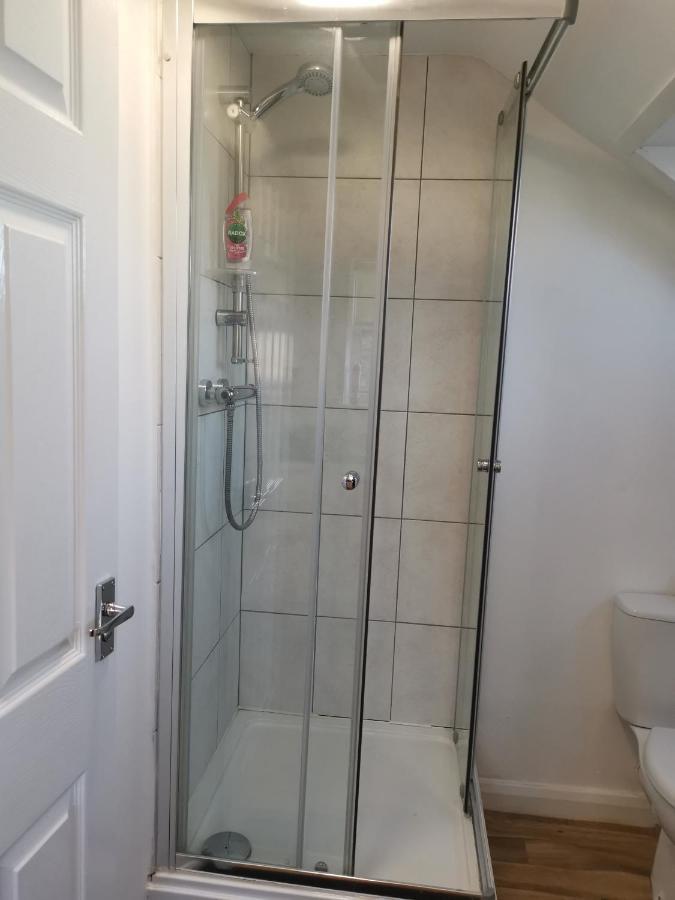 Unique Studio III With Free Wifi Maidstone Exterior foto